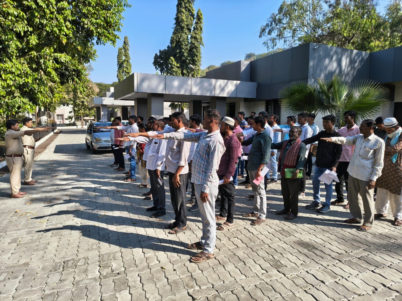 प्रादेशिक परिवहन कार्यालय नांदेड तर्फे रस्ता सुरक्षा जनजागृती अभियान मोहीम